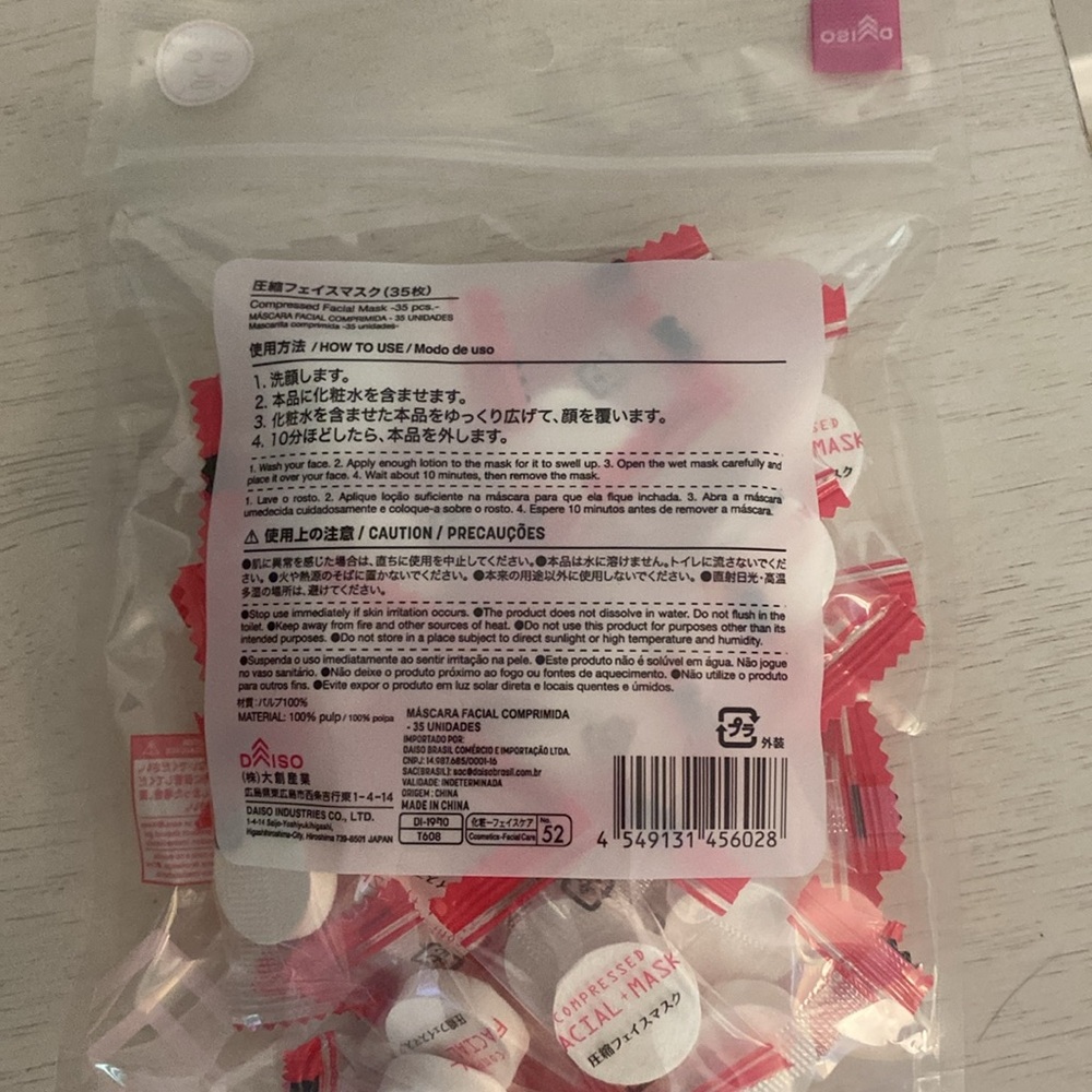 Compressed face masks pack of 35 - Picture 2 of 2